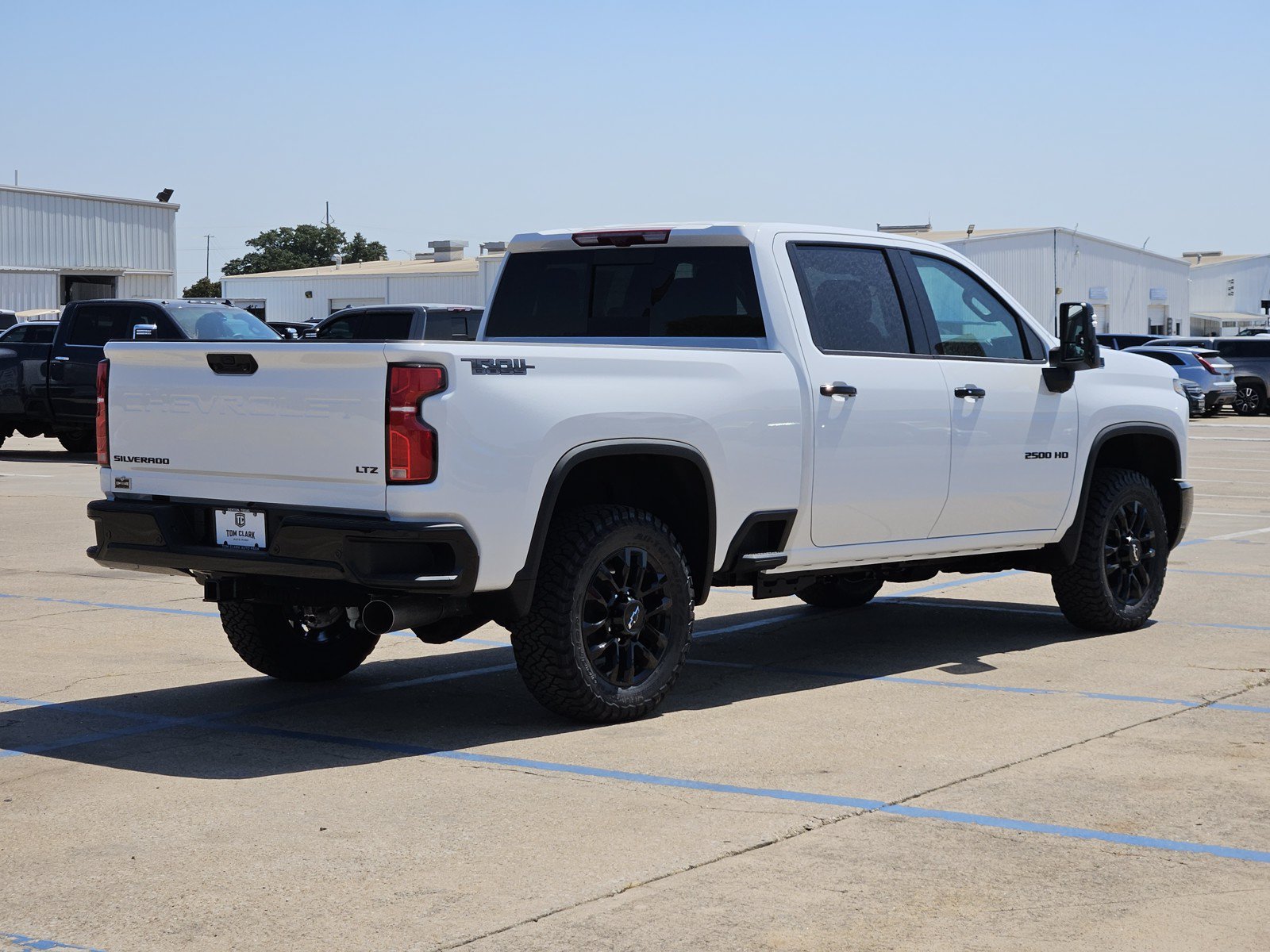 New 2026 Chevrolet Silverado 2500 LTZ w/ LTZ Plus Package AWD/4WD image 4