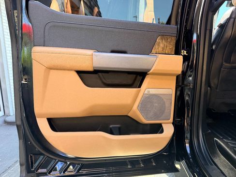 Used 2023 Ford F250 Lariat w/ Chrome Package image 33