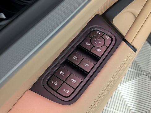 New 2026 Porsche Cayenne Coupe image 29