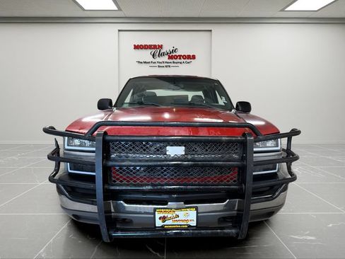 Used 2004 Chevrolet Silverado 1500 LS AWD/4WD image 2