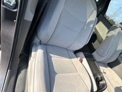 Used 2020 Toyota Sienna LE image 13