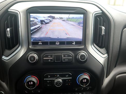 Used 2021 Chevrolet Silverado 1500 LTZ image 22