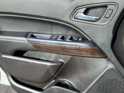 Used 2020 GMC Canyon SLE w/ Elevation Edition image 7