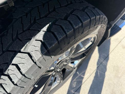 Used 2021 Chevrolet Silverado 1500 High Country w/ LPO, Dark Essentials Package image 8