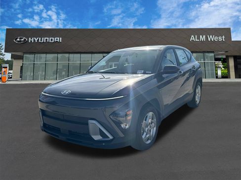 Used 2026 Hyundai Kona SE FWD image 1