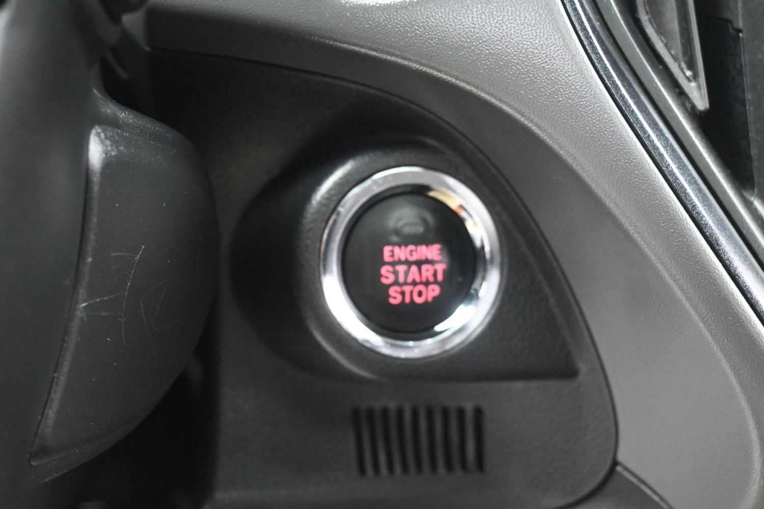 Used 2024 Subaru Crosstrek 2.5i Limited AWD/4WD image 29