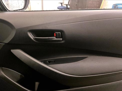 Used 2023 Toyota Corolla LE w/ Carpet Mat Package (TMS) image 23