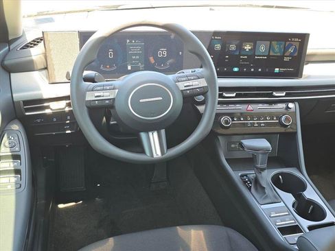 New 2026 Hyundai Sonata SE FWD image 13