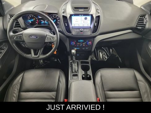 Used 2017 Ford Escape SE w/ SE Leather Comfort Package FWD image 19