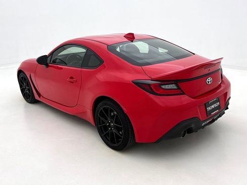 Used 2023 Toyota GR86 Premium w/ ALL Weather Mat Package (TMS) image 13