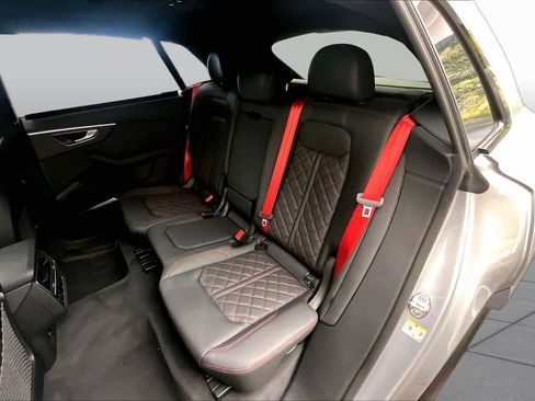 Certified 2026 Audi Q8 Prestige AWD/4WD image 21