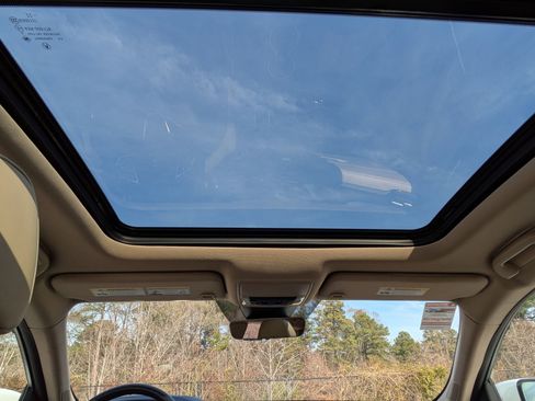 Used 2023 Acura MDX SH-AWD w/ Advance Package image 21