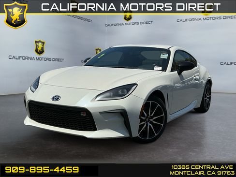 Used 2022 Toyota GR86 w/ ALL Weather Mat Package (TMS) RWD image 1