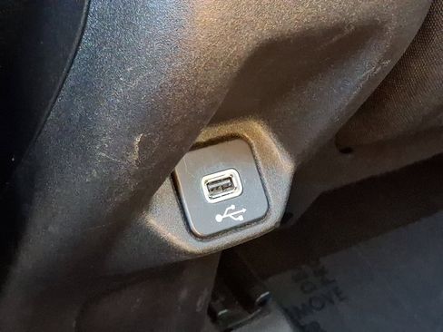 Used 2023 Jeep Renegade Trailhawk image 11