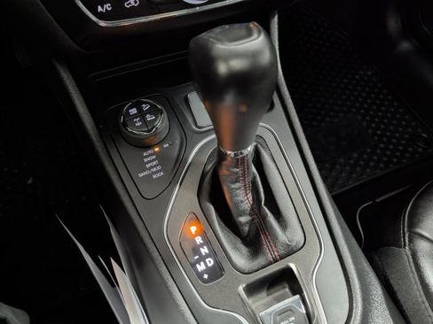 Used 2021 Jeep Cherokee Trailhawk w/ Sun, Sound & Nav Group image 22