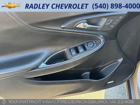 Used 2024 Chevrolet Malibu LT FWD image 5