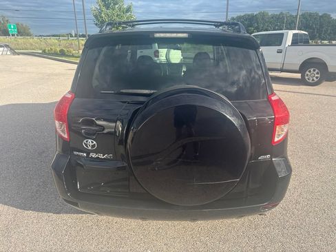 Used 2007 Toyota RAV4 Sport AWD/4WD image 4