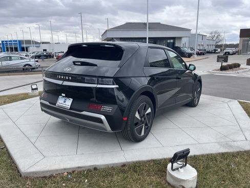New 2026 Hyundai Ioniq 5 SE RWD image 5