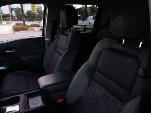 New 2025 Nissan Frontier SV image 15
