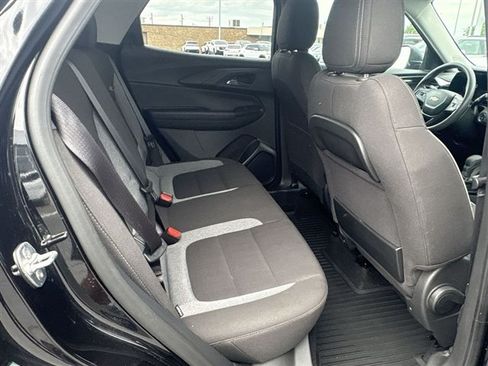 Certified 2024 Chevrolet TrailBlazer LS w/ LS Convenience Package FWD image 25