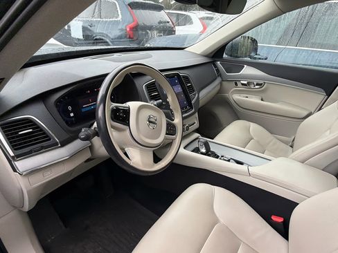Certified 2023 Volvo XC90 B5 Core image 25