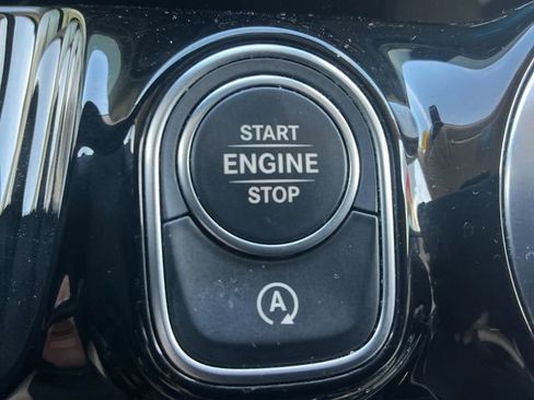 Used 2022 Mercedes-Benz GLA 250 GLA 250 image 21