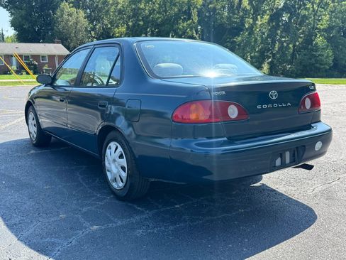 Used 2002 Toyota Corolla S FWD image 6