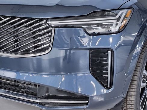 New 2026 Volvo XC90 B6 Plus w/ Protection Package Premier image 12