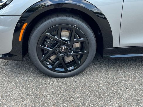 New 2026 MINI Cooper S FWD image 9