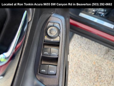 Used 2018 Chevrolet Equinox Premier AWD/4WD image 13