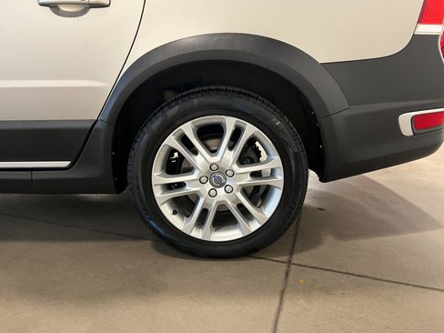 Used 2016 Volvo XC70 T5 Premier w/ Proximity Package AWD/4WD image 46
