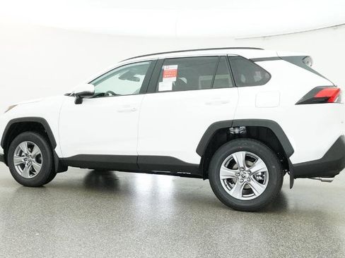 New 2025 Toyota RAV4 XLE image 12