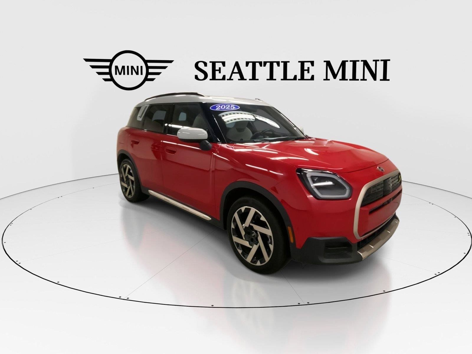 Used 2025 MINI Cooper Countryman SE AWD/4WD image 2
