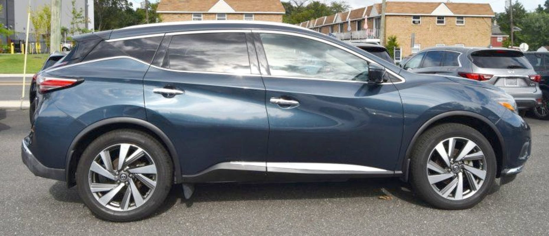 Used 2018 Nissan Murano SL w/ Moonroof Package AWD/4WD image 12
