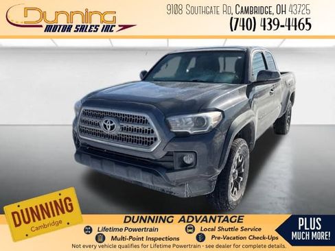 Used 2017 Toyota Tacoma SR5 image 1