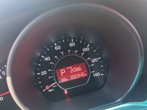 Used 2016 Kia Soul FWD image 7