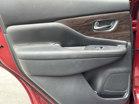 Used 2023 Nissan Murano Platinum w/ Cargo Package image 21