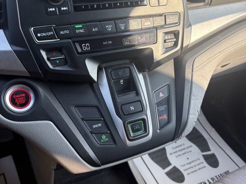 Used 2019 Honda Odyssey LX image 22