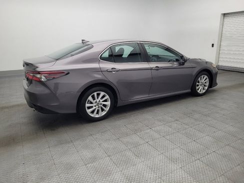 Used 2022 Toyota Camry LE image 10