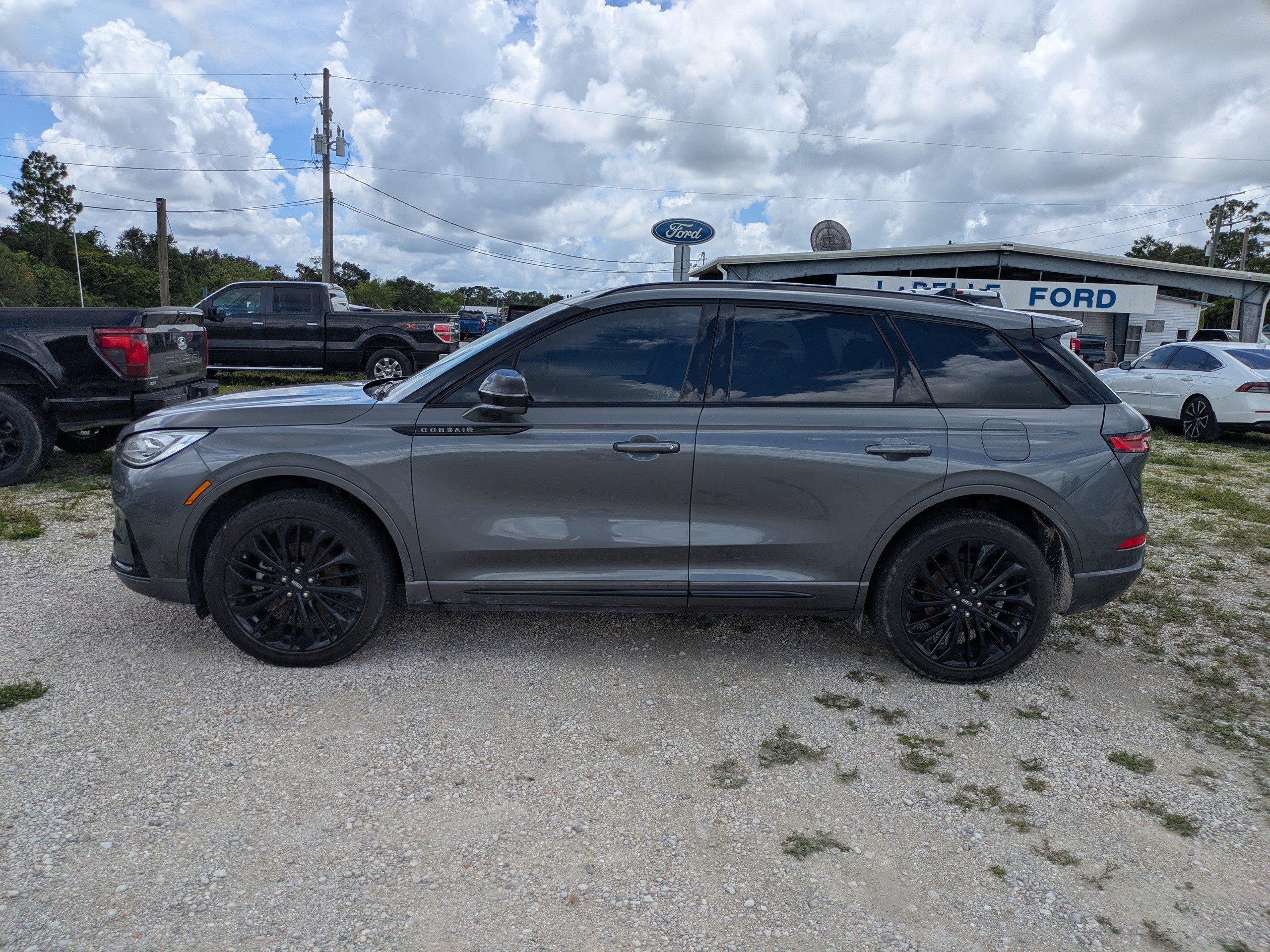 Used 2024 Lincoln Corsair Reserve w/ Equipment Group 201A FWD image 7