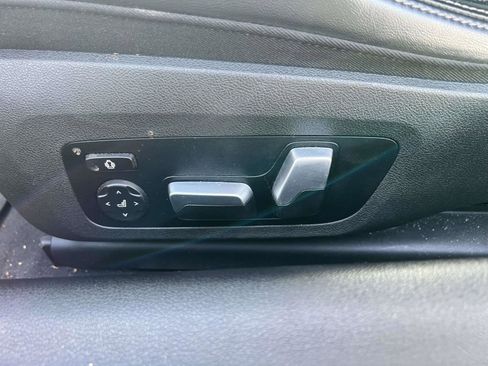 Used 2021 BMW M850i xDrive Convertible image 16