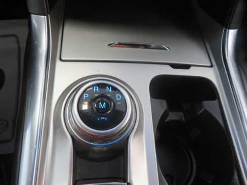 Used 2020 Ford Explorer Limited AWD/4WD image 40