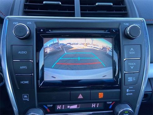 Used 2015 Toyota Camry XSE image 20