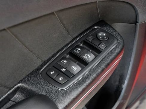 Used 2017 Dodge Charger R/T RWD image 59