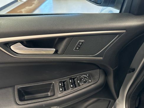 Used 2024 Ford Edge SEL AWD/4WD image 18