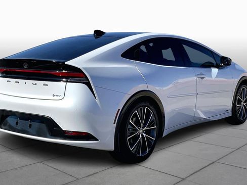 Used 2026 Toyota Prius Limited image 12