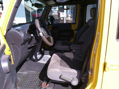 Used 2008 Jeep Wrangler Unlimited X image 14