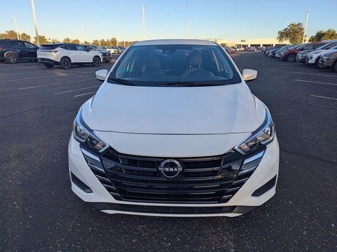 Certified 2023 Nissan Versa SV w/ Trunk Package image 9