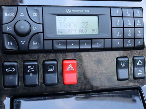 Used 2002 Mercedes-Benz SL 500 image 28