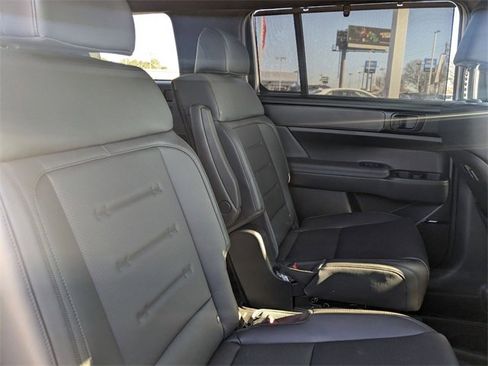 Used 2025 Hyundai Santa Fe Calligraphy image 32